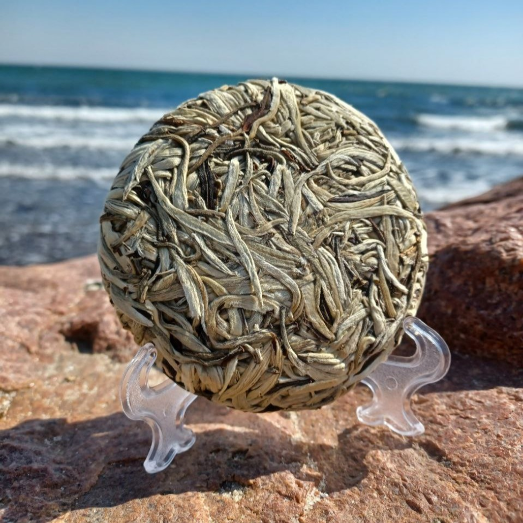 "Сонячні голки ранкового дракону" - китайський чай